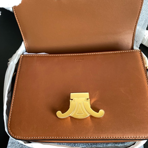 NIB Celine Teen Triomphe CrossbodyBag in Natural Tan Calfskin Leather - Picture 7 of 9